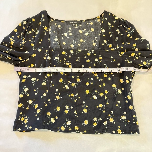 Love Tree Blouse Black & Yellow Floral Cropped Long Sleeve Women’s Sz S - Picture 7 of 10